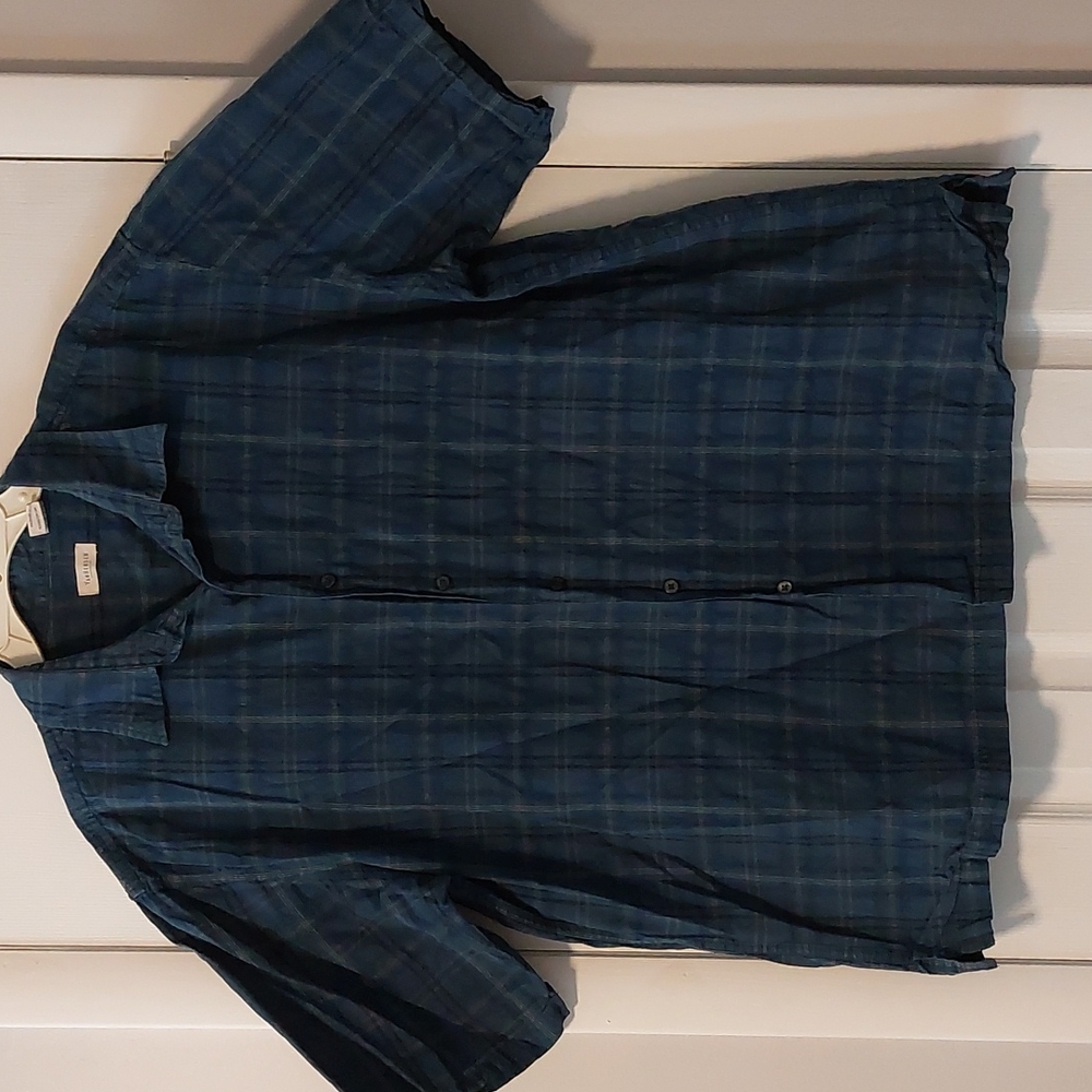 Men's Van Heusen Button-down Shirt